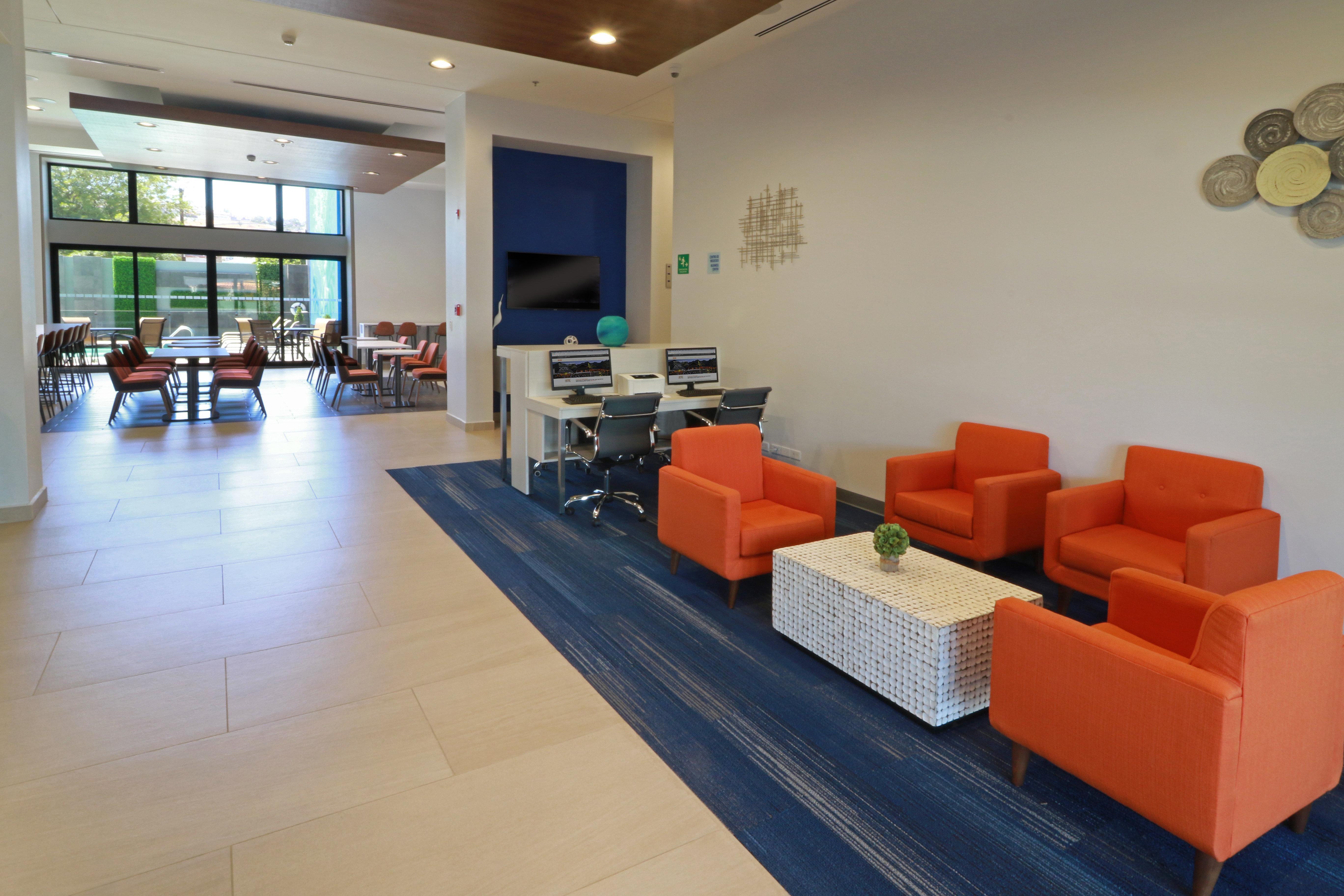 Holiday Inn Express & Suites - Ensenada Centro By Ihg Esterno foto